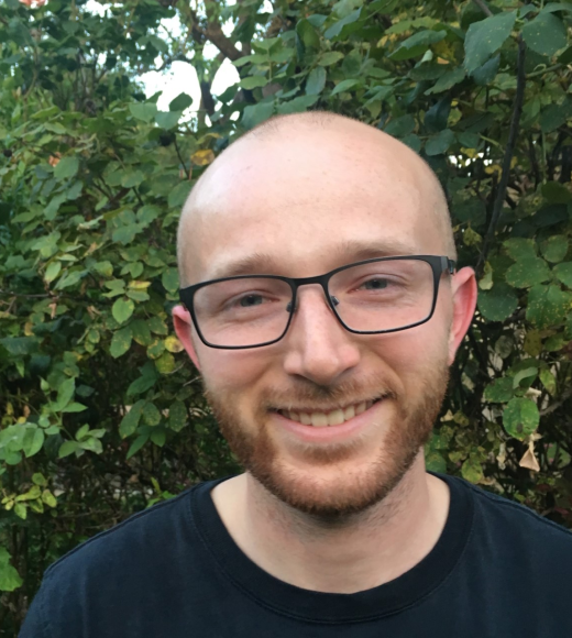 Headshot of Peter Andrew